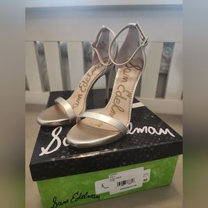 Gold high heels by Sam Edelman